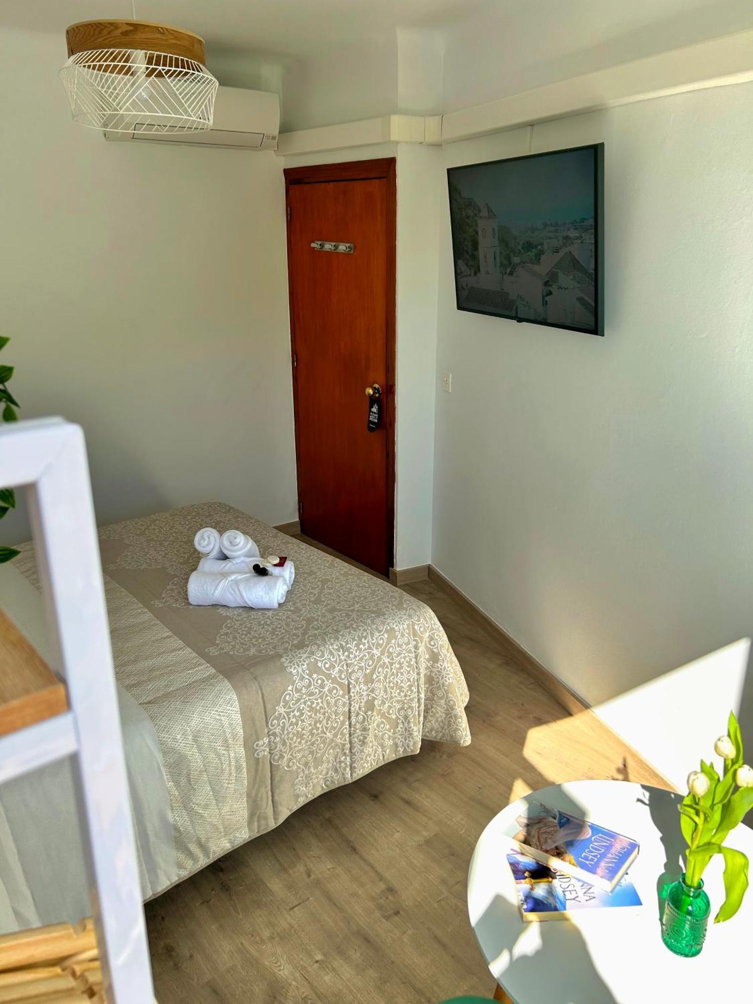 La Viajera Algarrobo